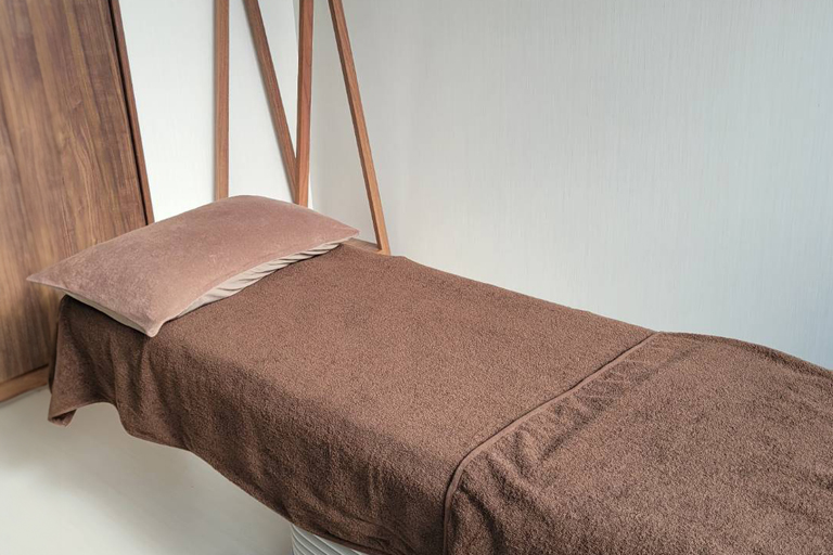 レーザー脱毛室